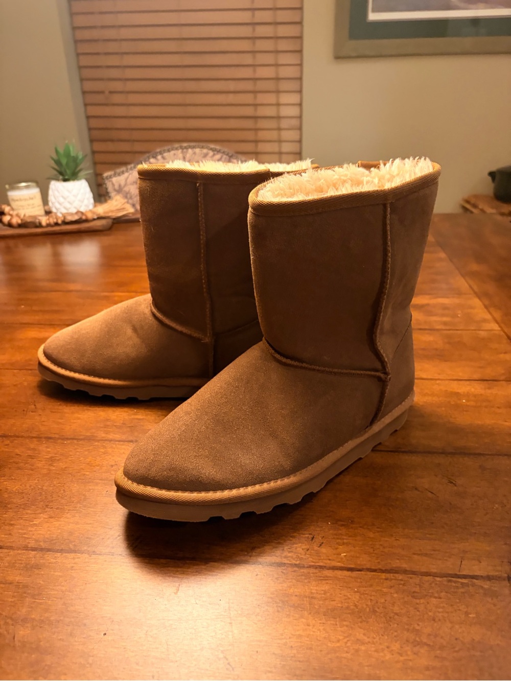 Time and Tru Chestnut Brown Shearling-Lined Winter Boots